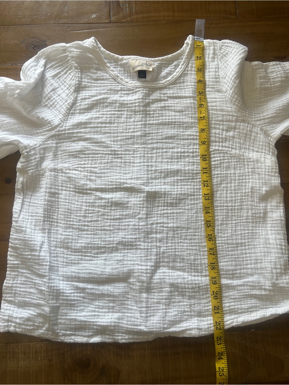 Universal Thread White Blouse Size Medium - Picture 7 of 7